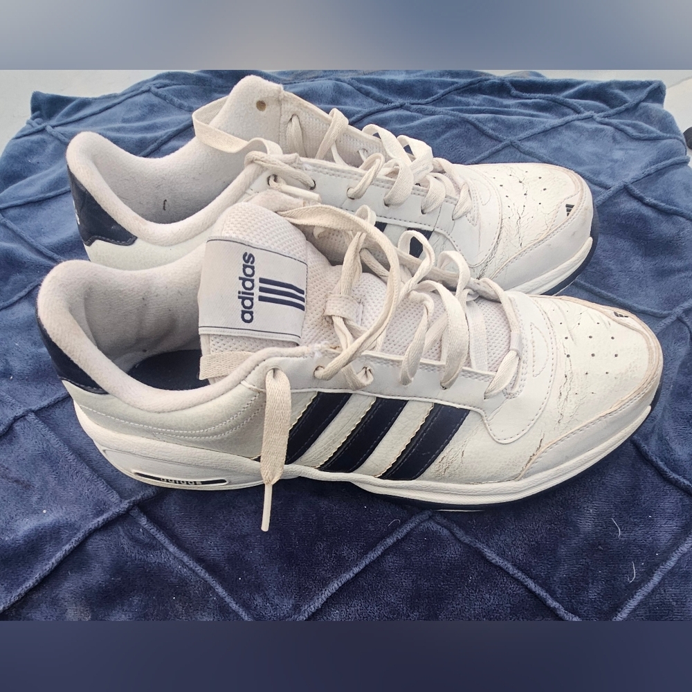 Adidas Vintage Men's Size 10 Shoes